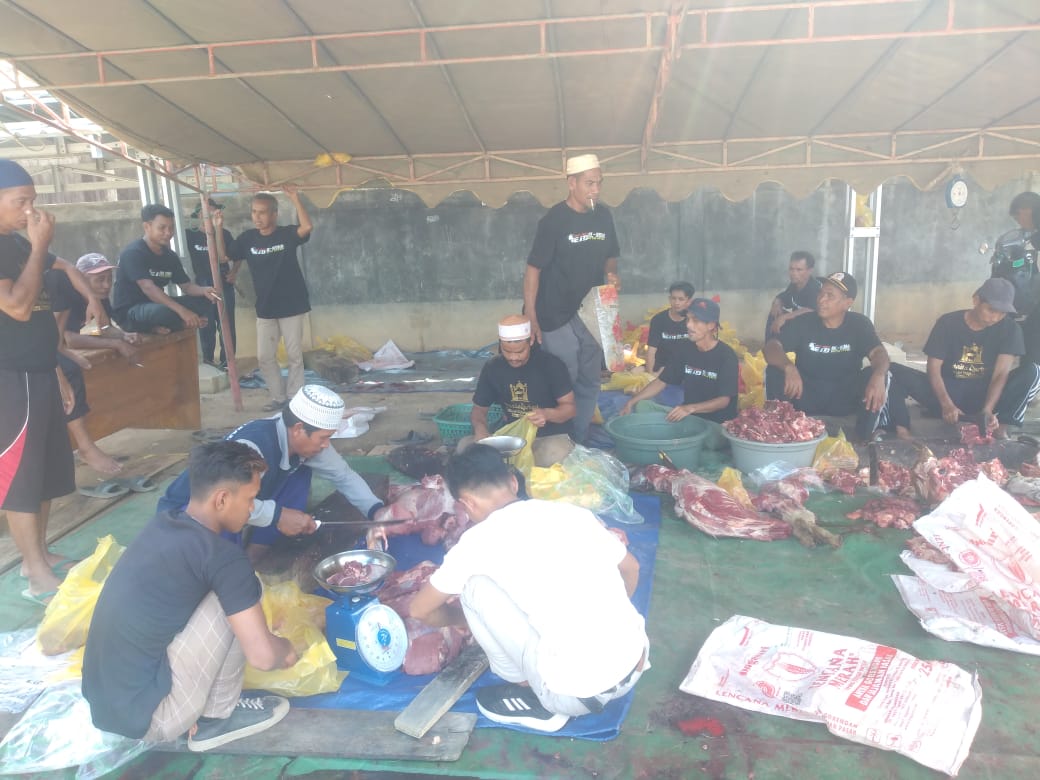 SAMBUT IDUL ADHA 1444 H/2023 M,  PANITIA QURBAN DESA BATU KOTAM MENDAPAT 4 EKOR SAPI DAN 1 EKOR KAMBING